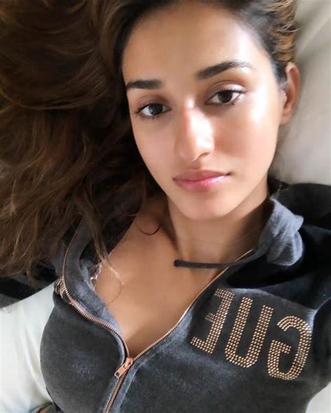 disha patani porn video|Disha Patani: Indian Cunnilingus Blowjob Porn